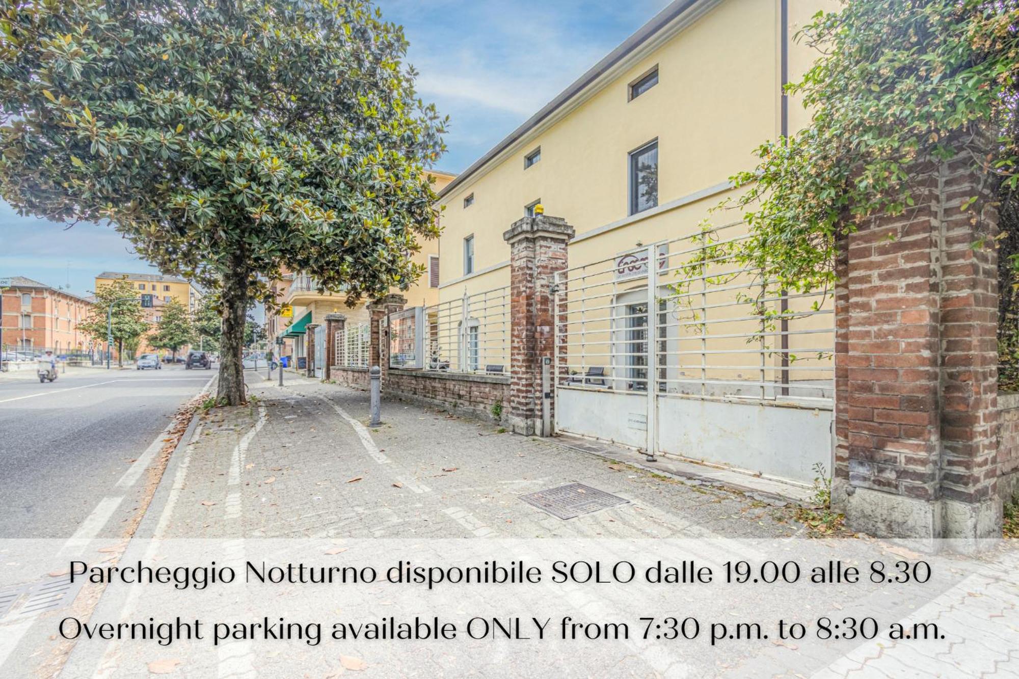 Stazione A 200M - Ampio Appartamento Con Parcheggio Notturno Gratis Parma Eksteriør bilde